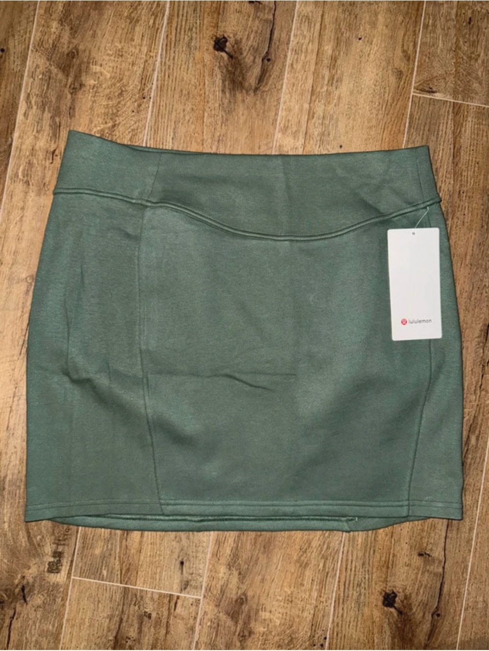 Lululemon Scuba HR Mini Skirt